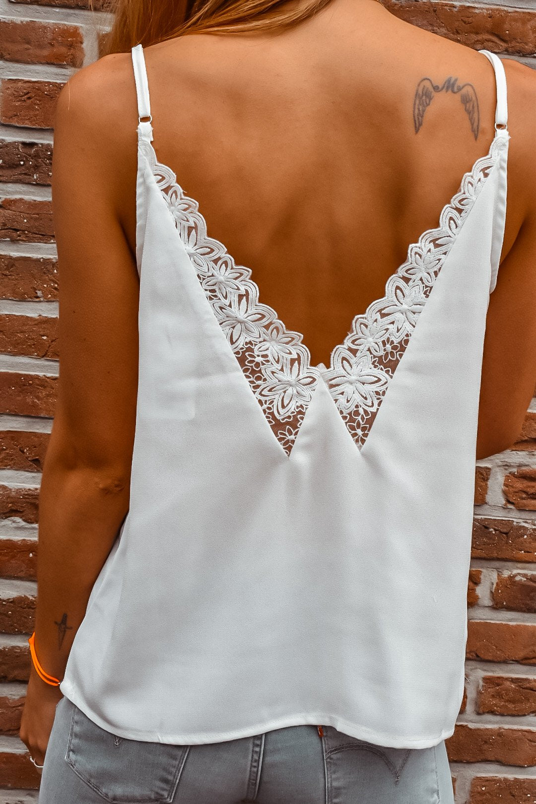 Tops / T-shirts / Chemises