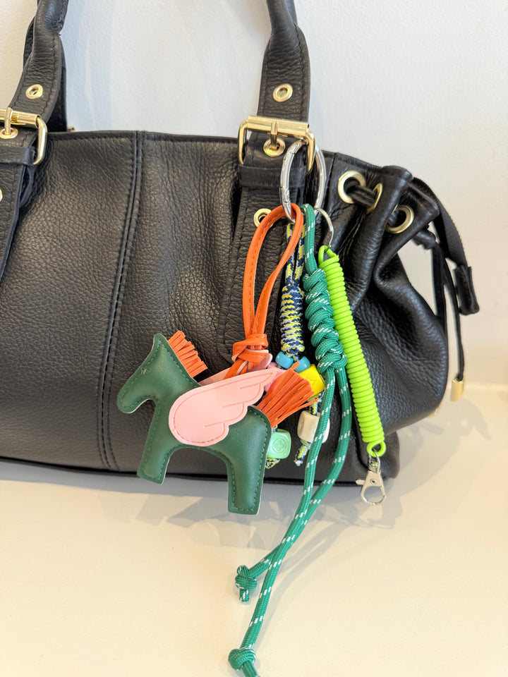 Porte-clés / Bijou de sac Pégase Pop vert bouteille