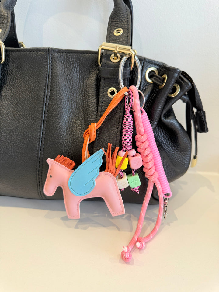 Porte-clés / Bijou de sac Pégase Pop Rose
